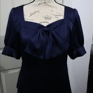 Chaus satin navy blue top XL.